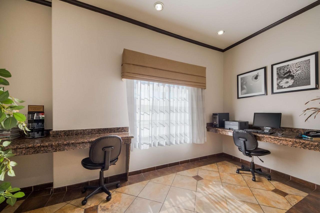 Surestay Plus Hotel By Best Western Near Seaworld San Antonio Eksteriør billede